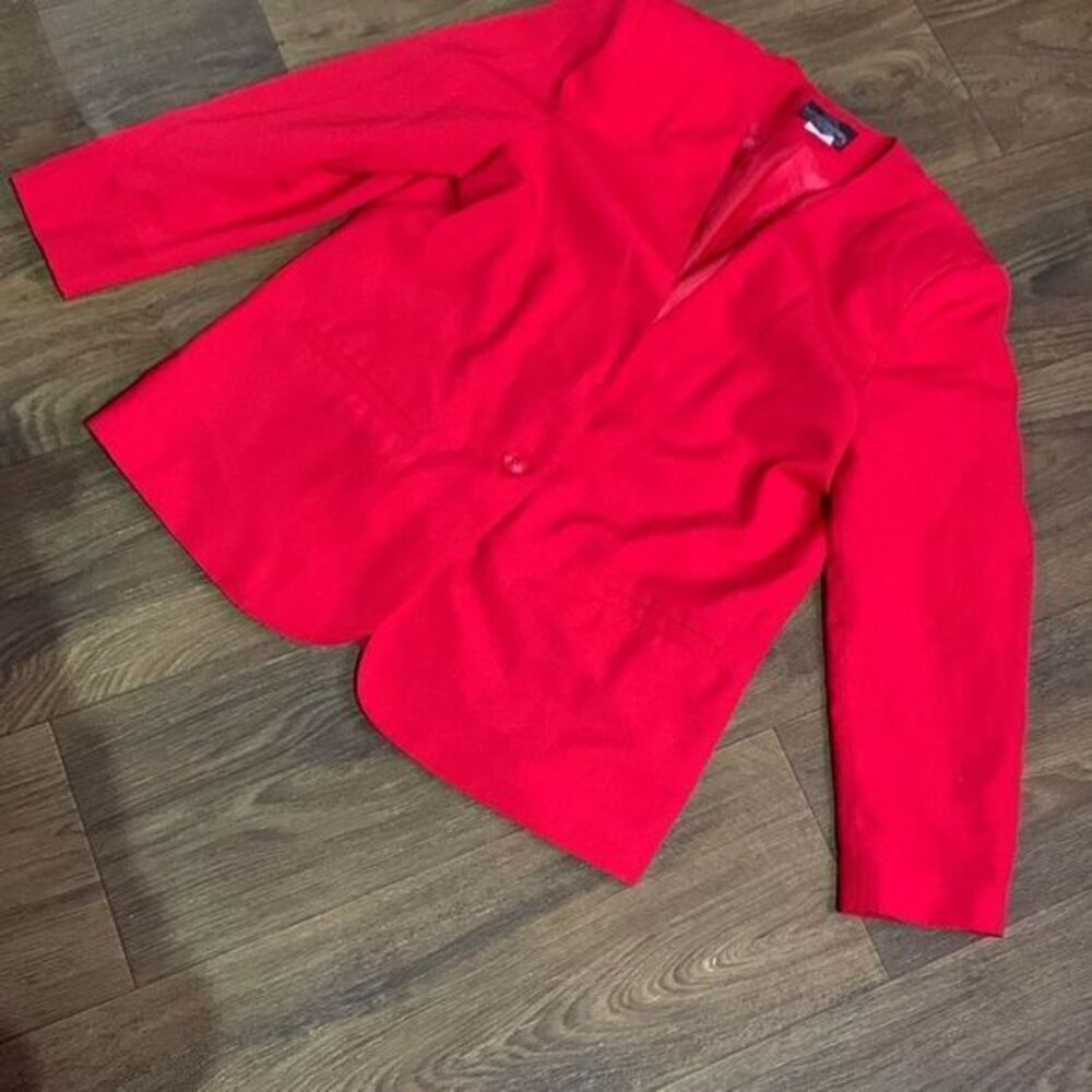 Vintage 90s red blazer jacket. One button lined jacket.‎